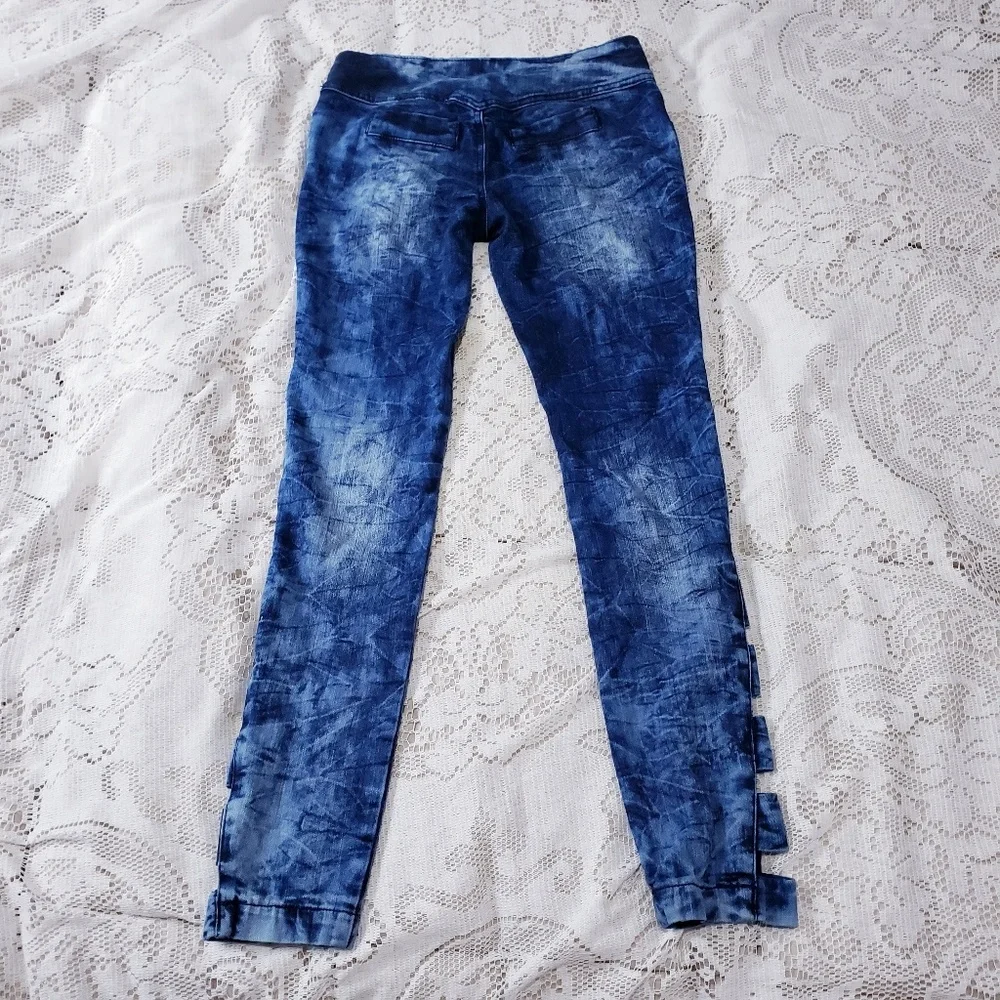 💙BONGO💙 tie-dye skinny Jeans w/cutout 🤍Size 3 *Y2K